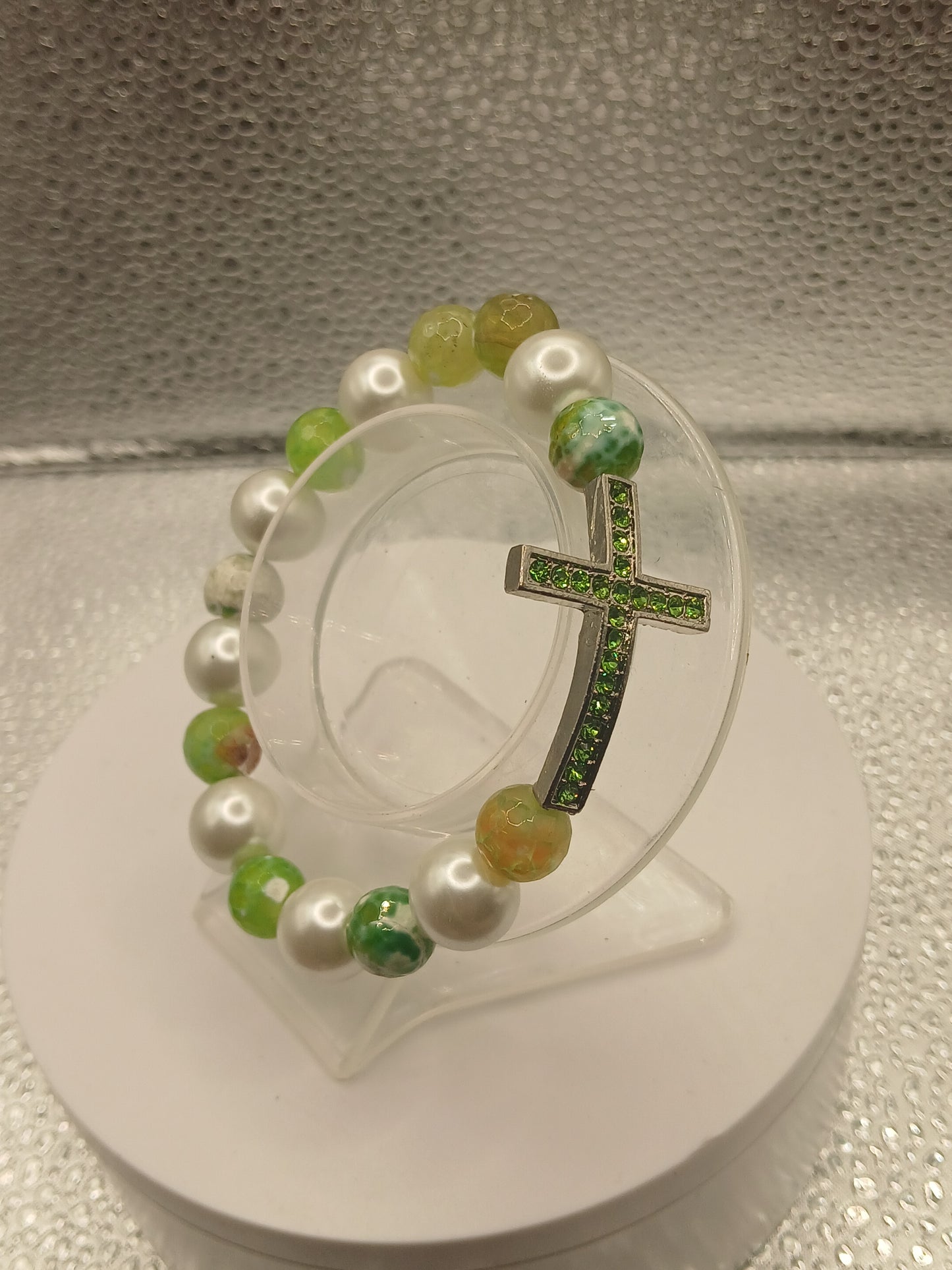 Green pearl green bracelet